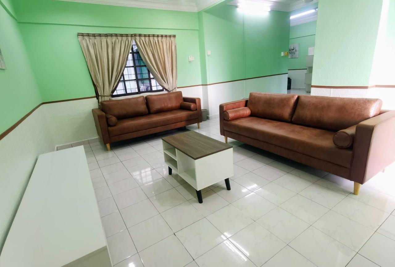 Apartment 3 2 Parking 10pax Psr Comfy Sofa&bed Near Mrt Eateries Mcd *