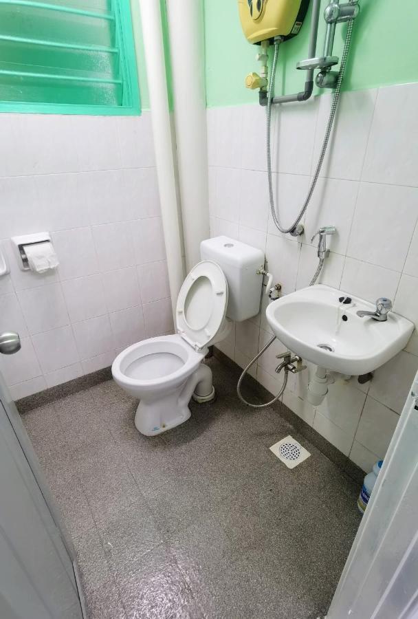 3 2 Parking 10pax Psr Comfy Sofa&bed Near Mrt Eateries Mcd Apartment