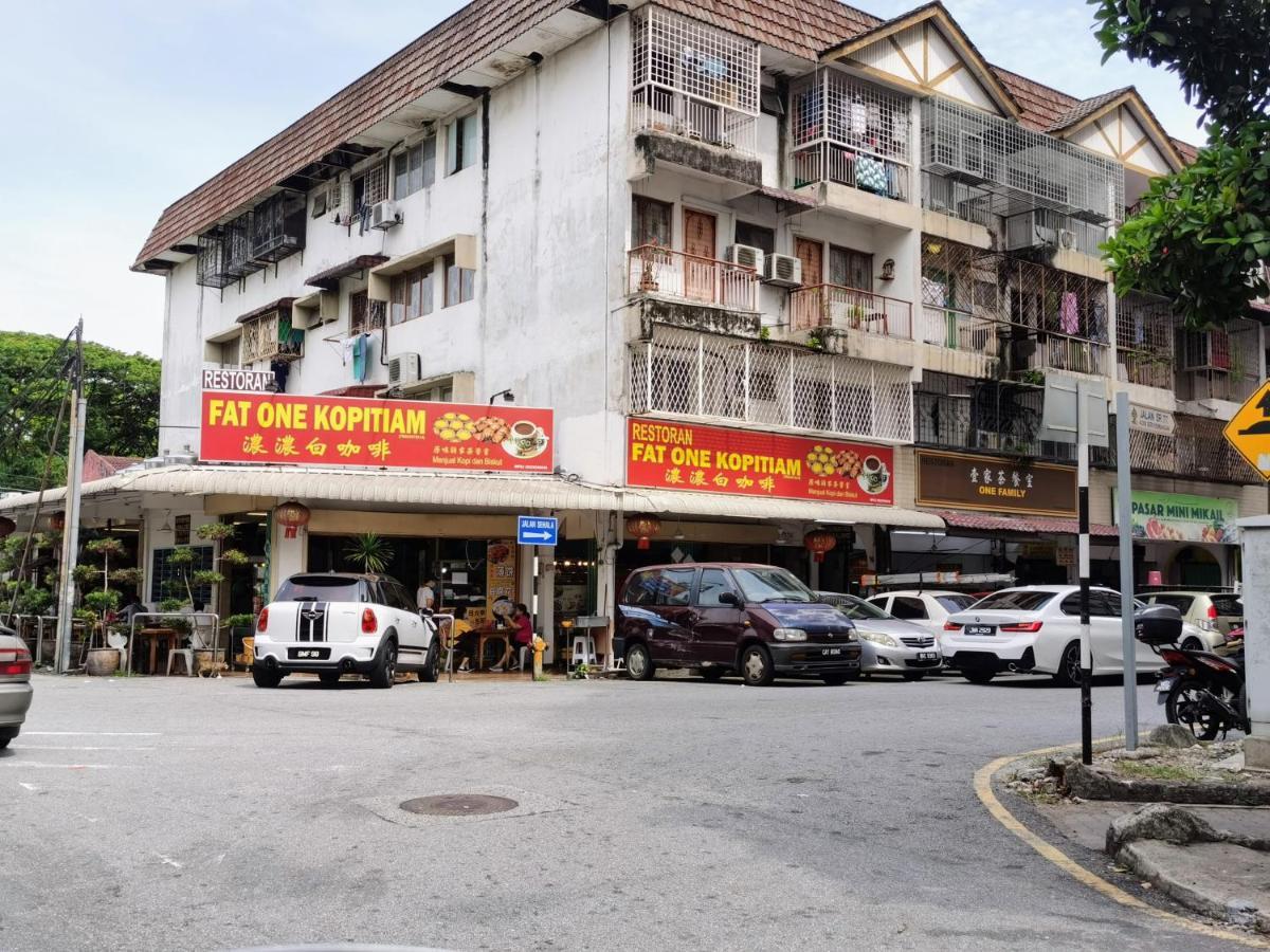 3 2 Parking 10pax Psr Comfy Sofa&bed Near Mrt Eateries Mcd Seri Kembangan